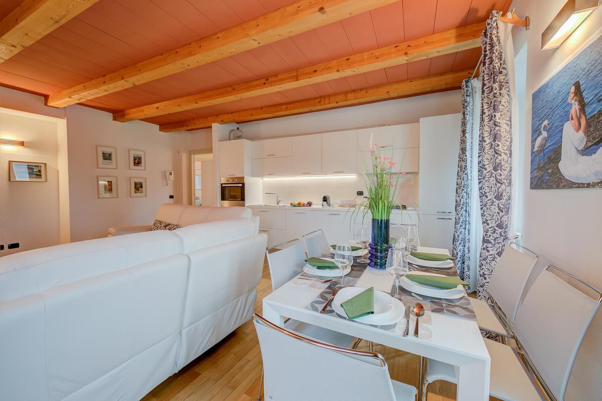 Concordia Apartment Laveno - Happy Rentals Buitenkant foto